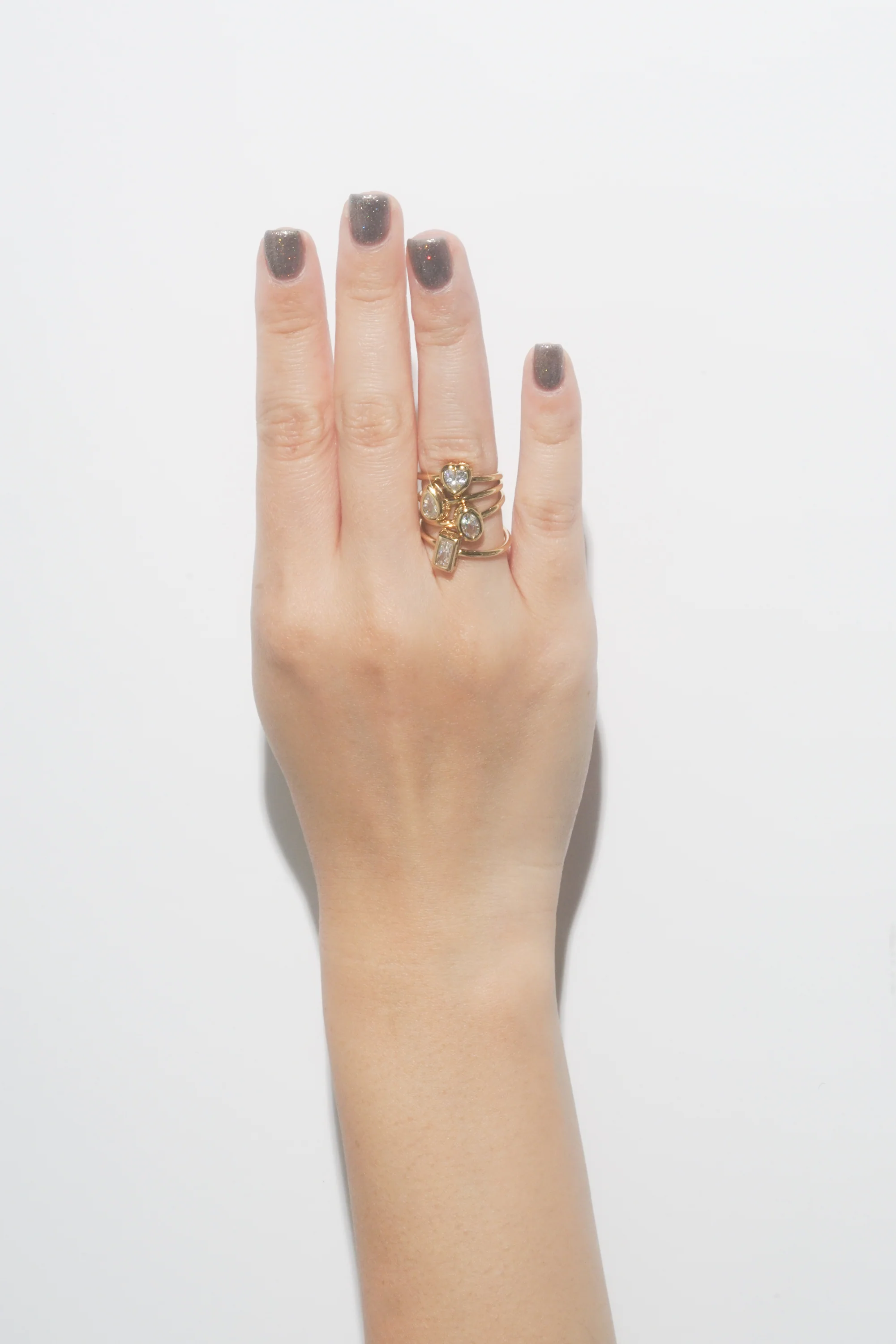 Diamante Oval Bezel Ring - Image 7