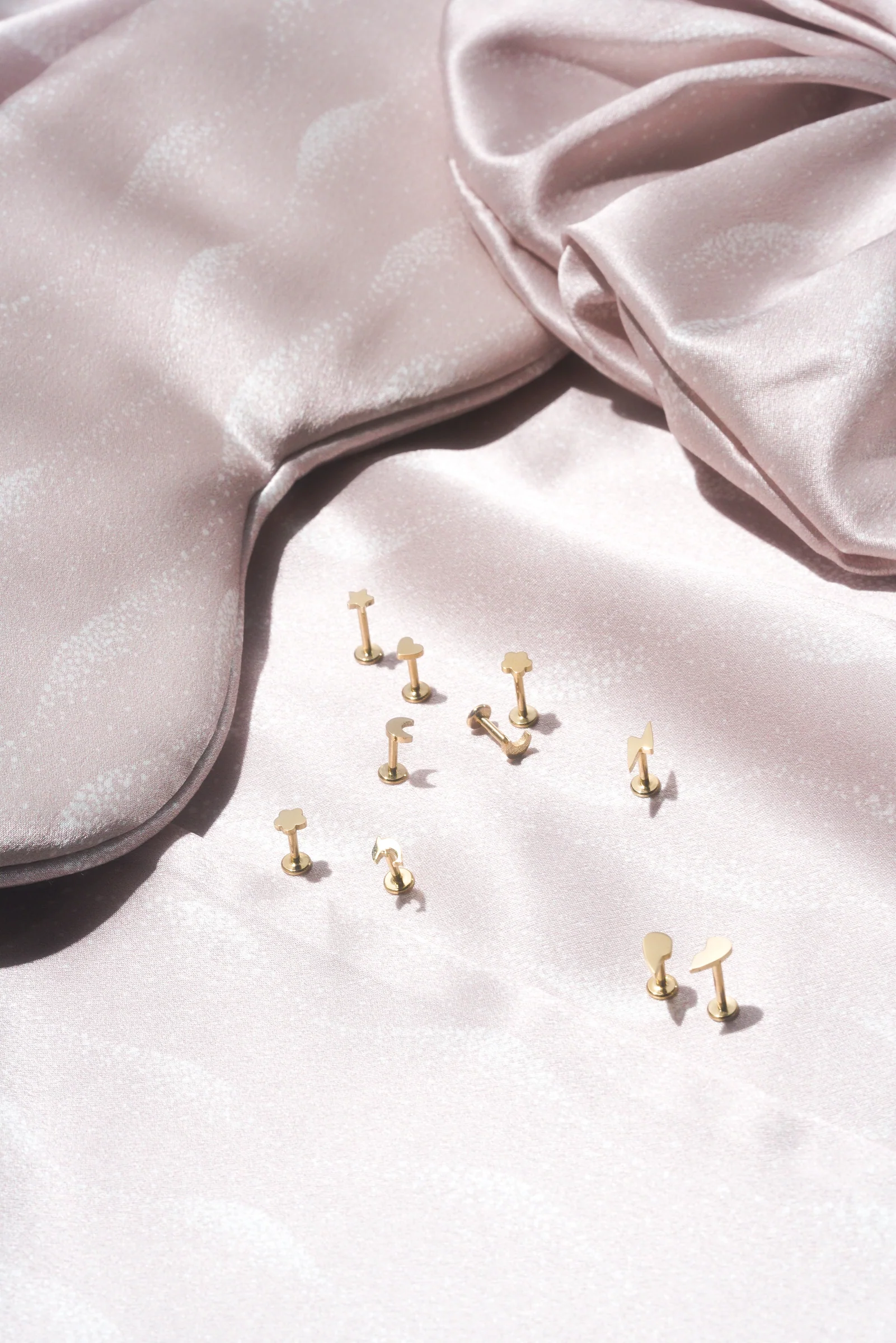 Half Heart Threaded Flat Back Stud (Left) - Image 7