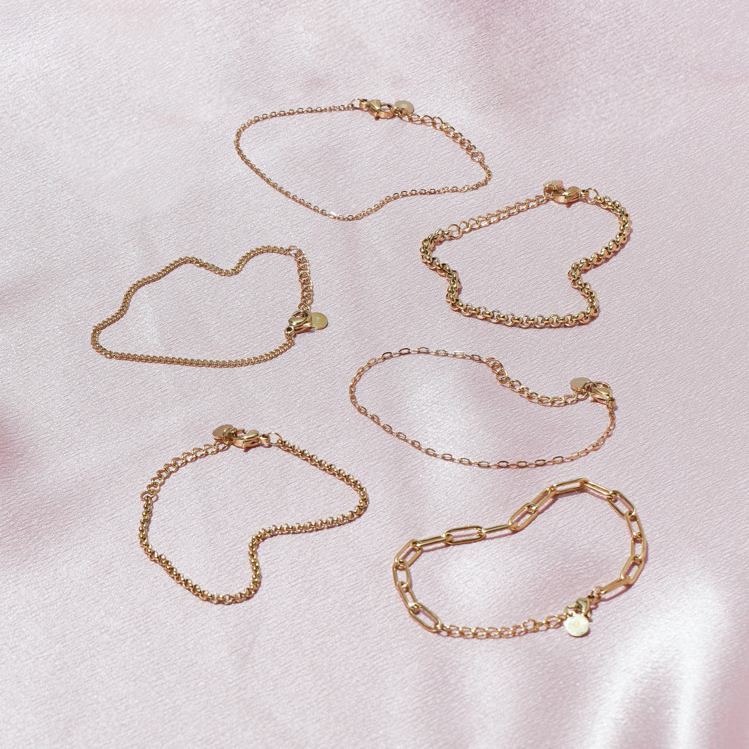 Medium Rolo Bracelet - Image 6